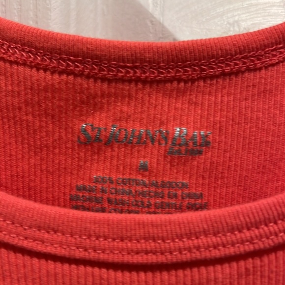 (2) Medium St. John’s Bay Ribbed Tanks - Coral and Magenta - Picture 2 of 5